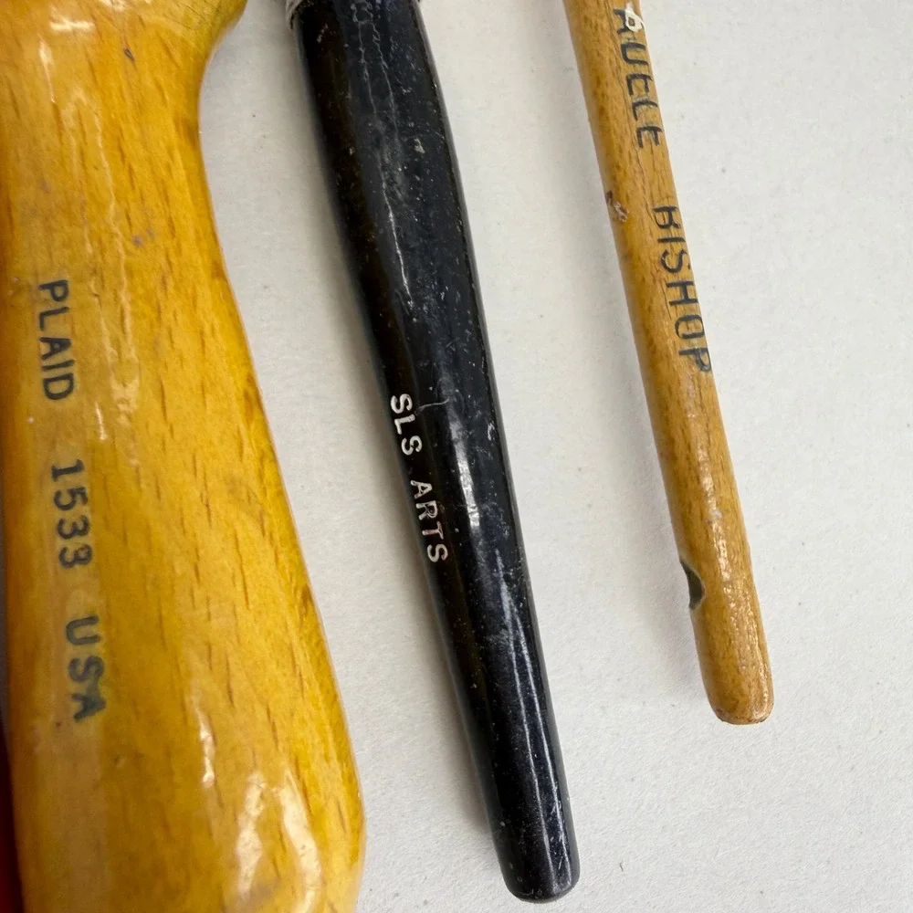 Vintage Plaid SLS Arts Adele Bishop Stencil Brush Lot Assorted Sizes 7pc Set